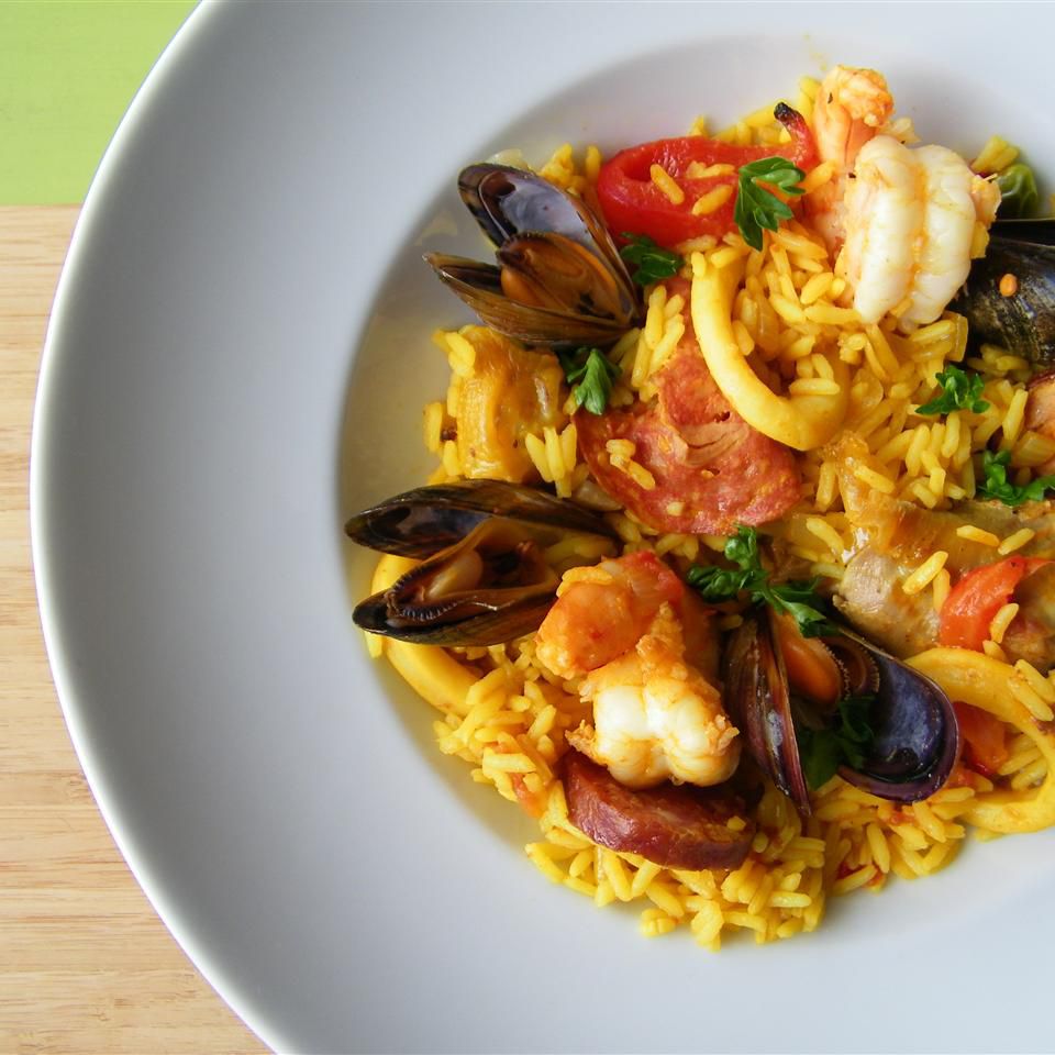 paella dish 