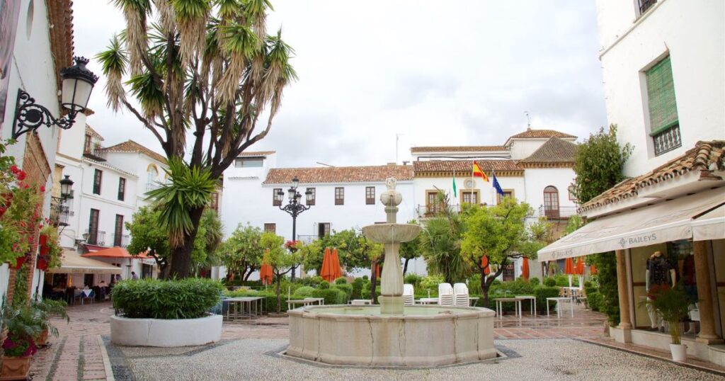 Orange Square Marbella