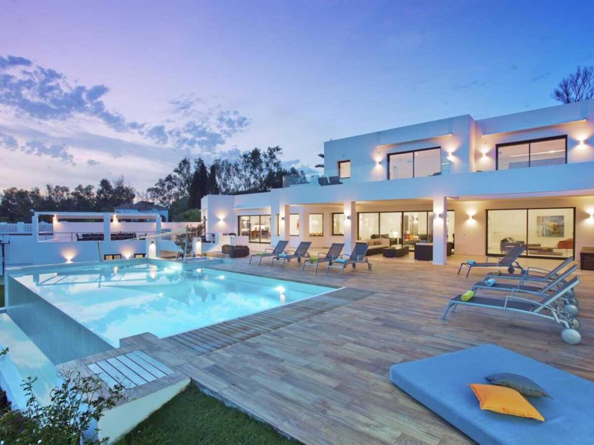 luxury villa anela in elviria marbella