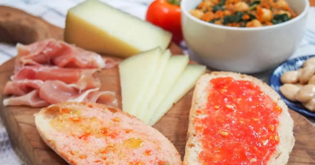 Spanish Breakfast: “tostada con tomate” with local olive oil