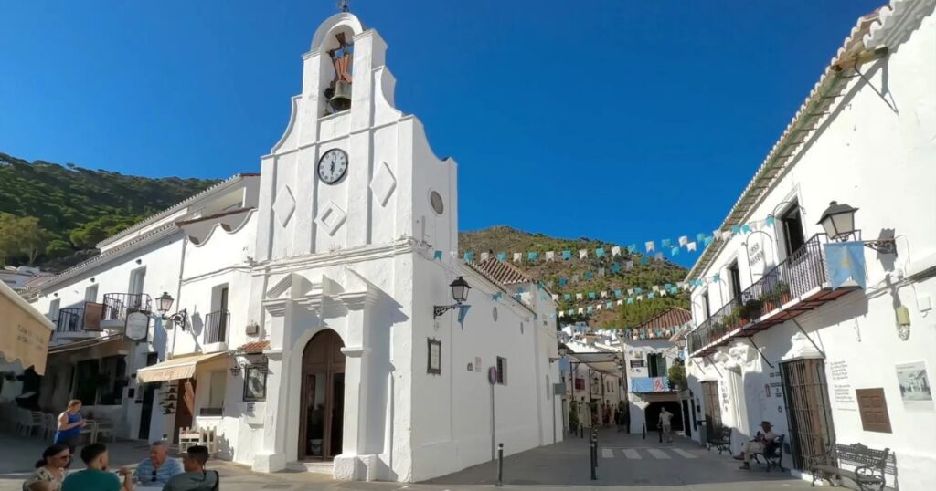 Mijas Pueblo vs Ojén