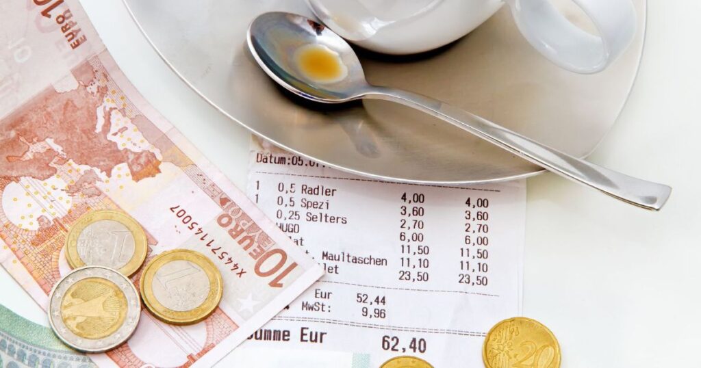 The restaurant bill