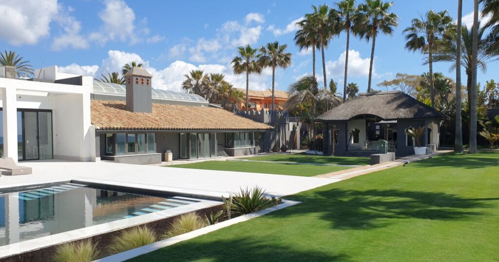 Villas for Rent in Los Monteros Marbella East