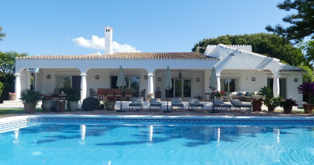 Villas for Rent in Estepona, Costa del Sol, Spain