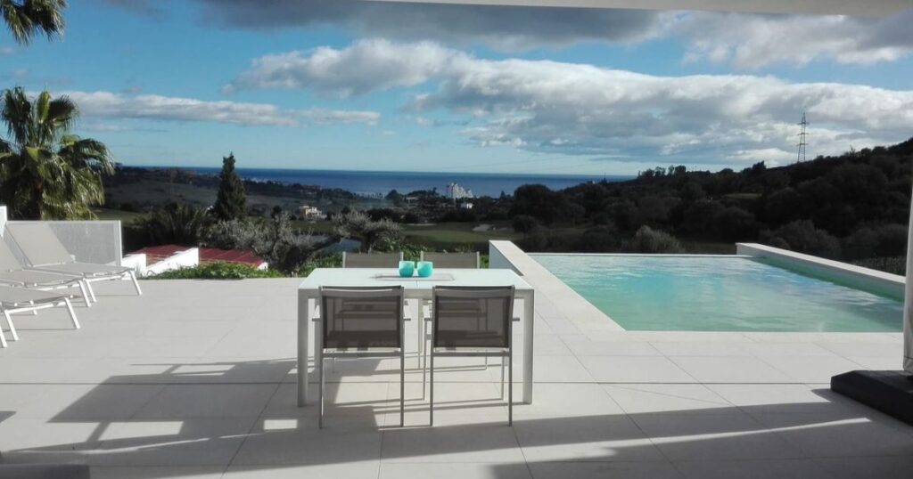 Villas for Rent in Estepona, Costa del Sol, Spain