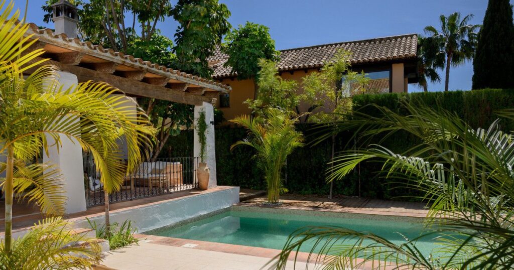 Villas for Rent in Estepona, Costa del Sol, Spain