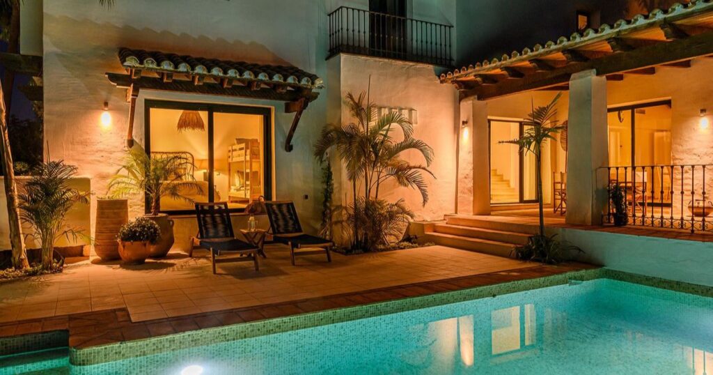 Villas for Rent in Estepona, Costa del Sol, Spain