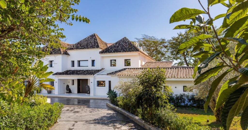 Villas for Rent in Estepona, Costa del Sol, Spain