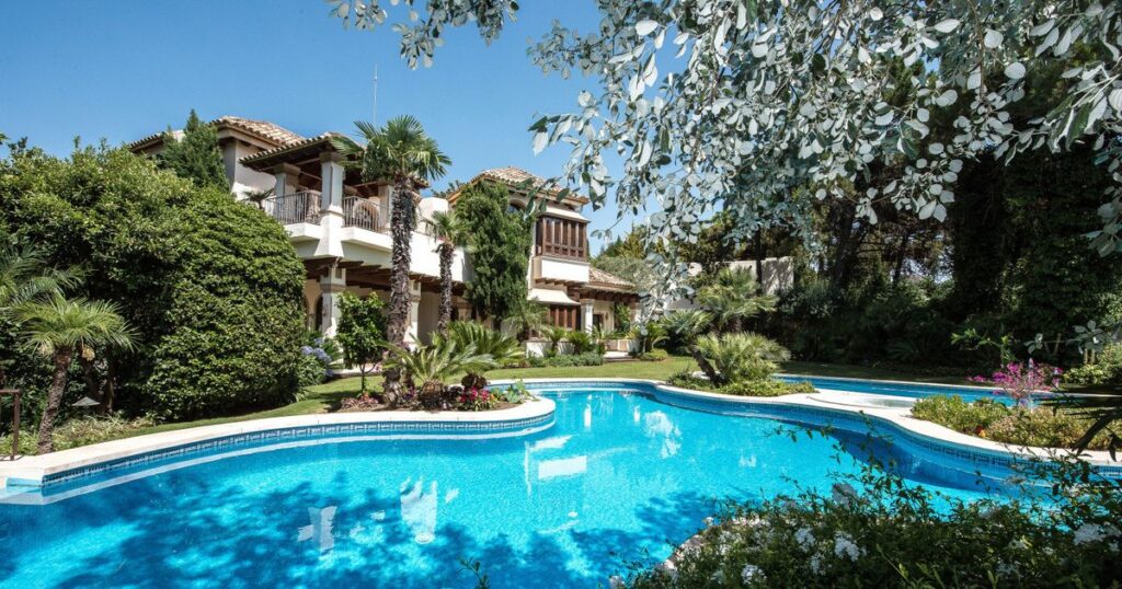 Villas for Sale in La Zagaleta