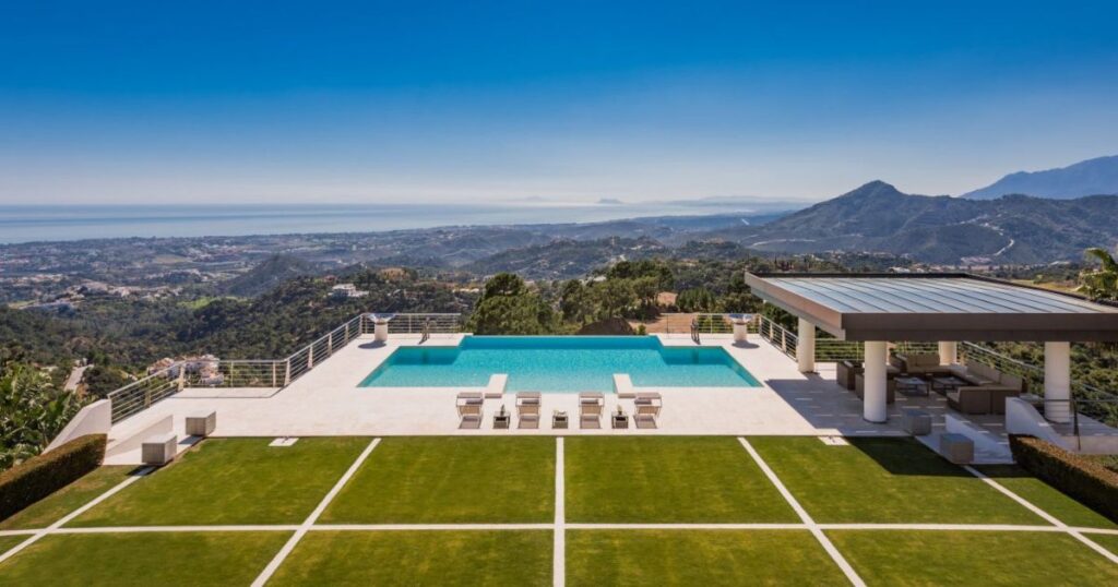 Villas for Sale in La Zagaleta