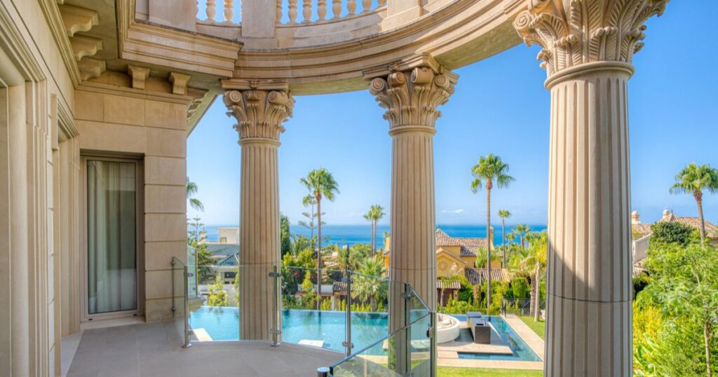 Villas for sale in Sierra Blanca Marbella