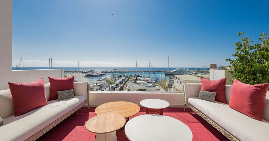 Properties For Sale in Puerto Banus