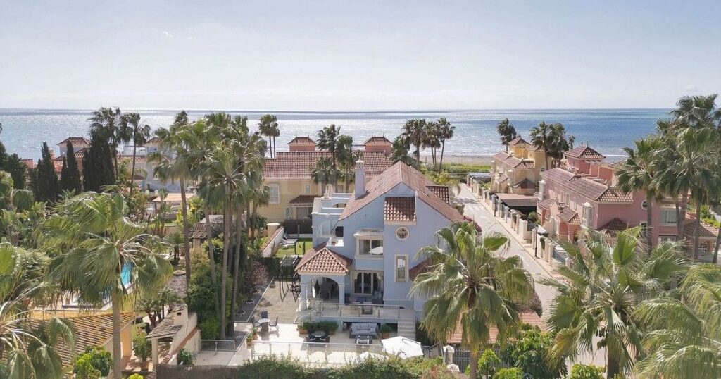 Properties For Sale in Puerto Banus